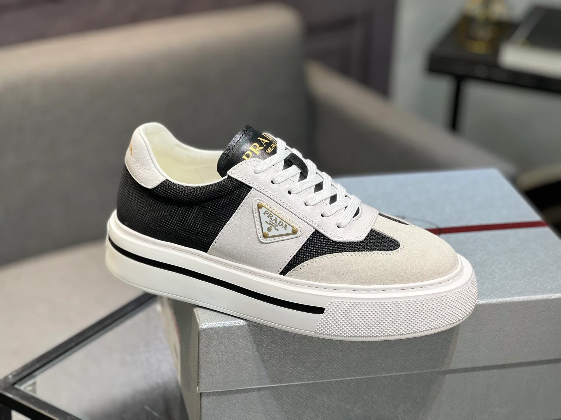 Men's shoes 💰580 [PRADA] Men's shoes are popular in the counter, the official website is synchronized, 1 high-quality shipment ✔️ Original frosted cowhide + cowhide lining, 1🆚1 replica, original sole, 38-45 (45 customized, non-refundable)